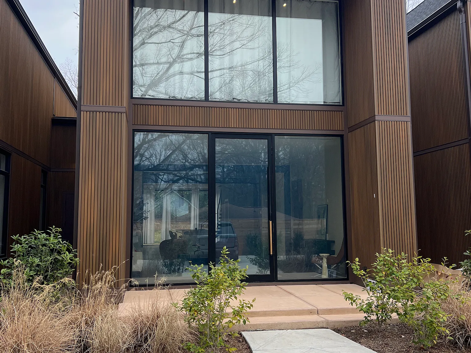 5500 Carmel Rd — Photo 2