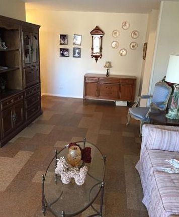 3rd image of 2915 W 5th St APT 9C