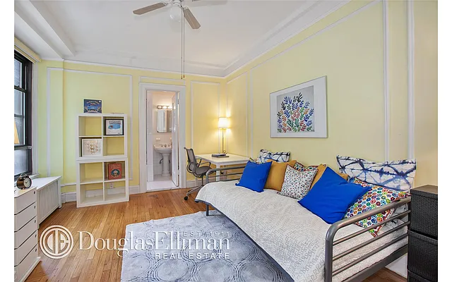 Sold by Douglas Elliman | media 20