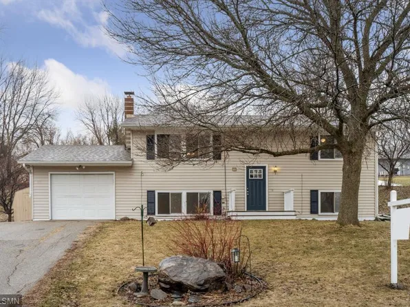 111 7th Ave NW, Lonsdale, MN 55046