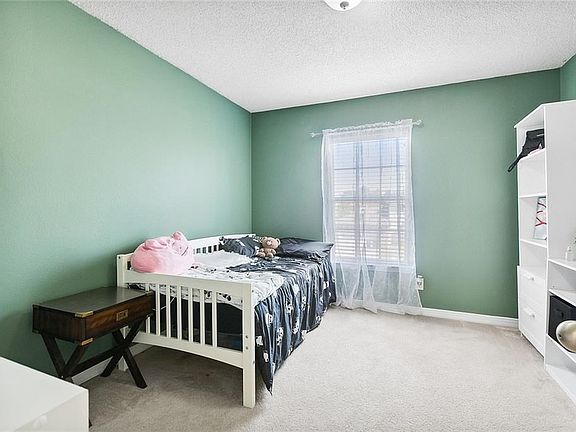 2nd image of 2036 Heather Ln