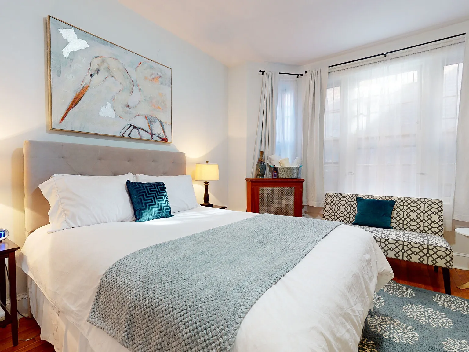 Studio, 450 sqft, $3,990 — Photo 3