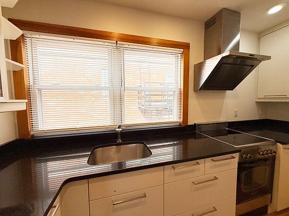 3rd image of 72 E Main St APT 8