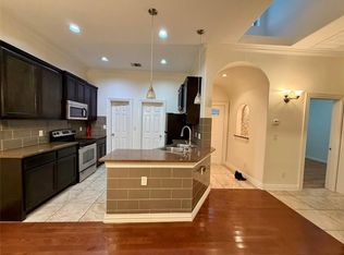 398 Mesa Dr APT C, Del Valle, TX 78617