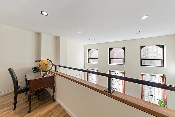 Rented by CORE | media 9