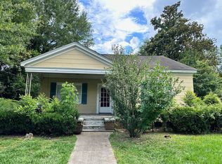 1720 Mamie St, Hattiesburg, MS 39401