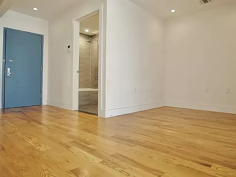 912 Bergen St #6BE — Photo 2