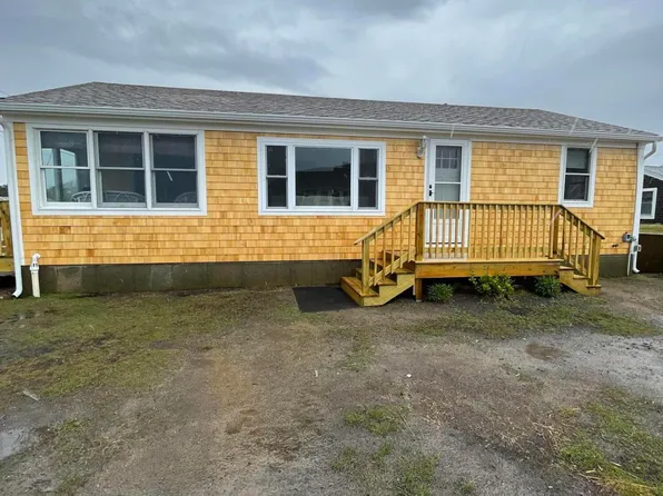 42 S Village Road, West Dennis, MA 02670