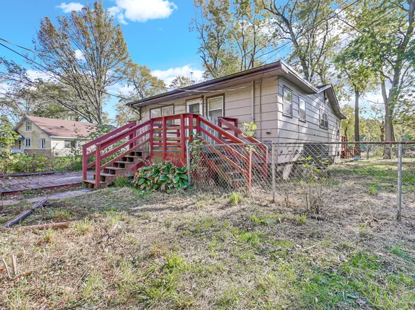 12718 E Metcalf Ave, Momence, IL 60954