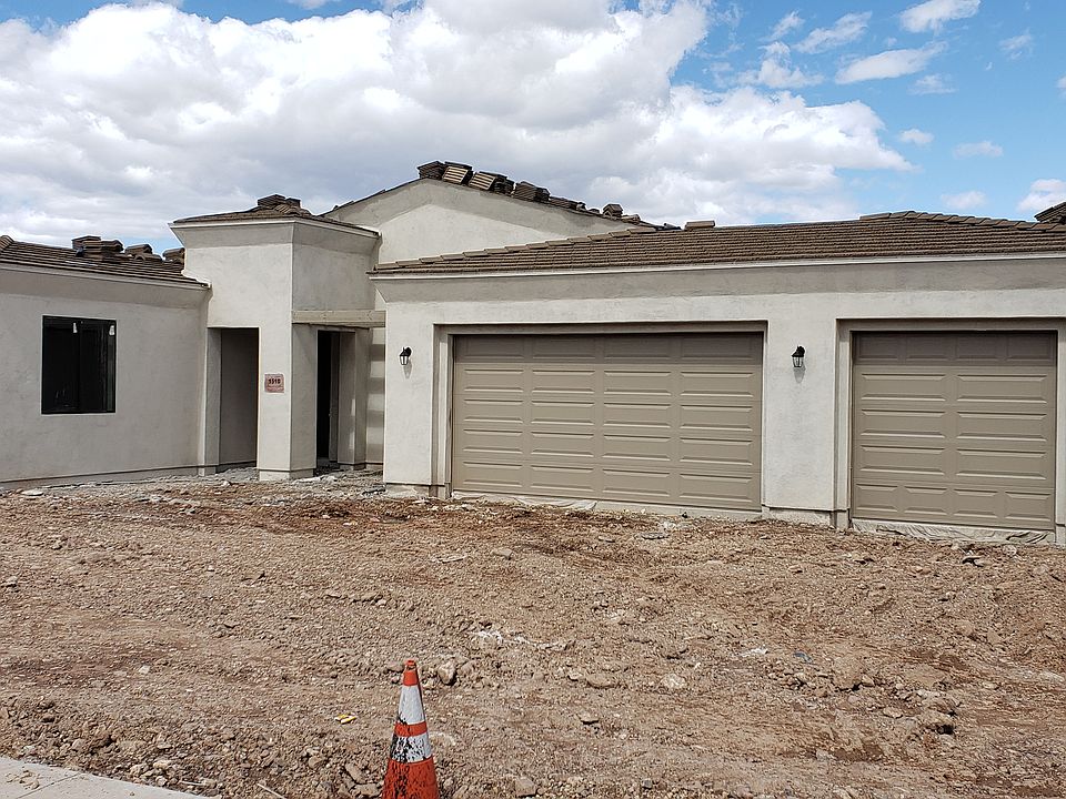 1st image of 1510 E Paradise Ln