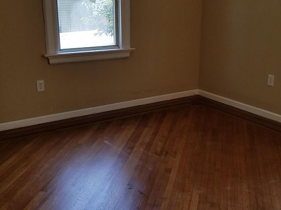 4th image of 206 Mount Vernon Ave Floor 2