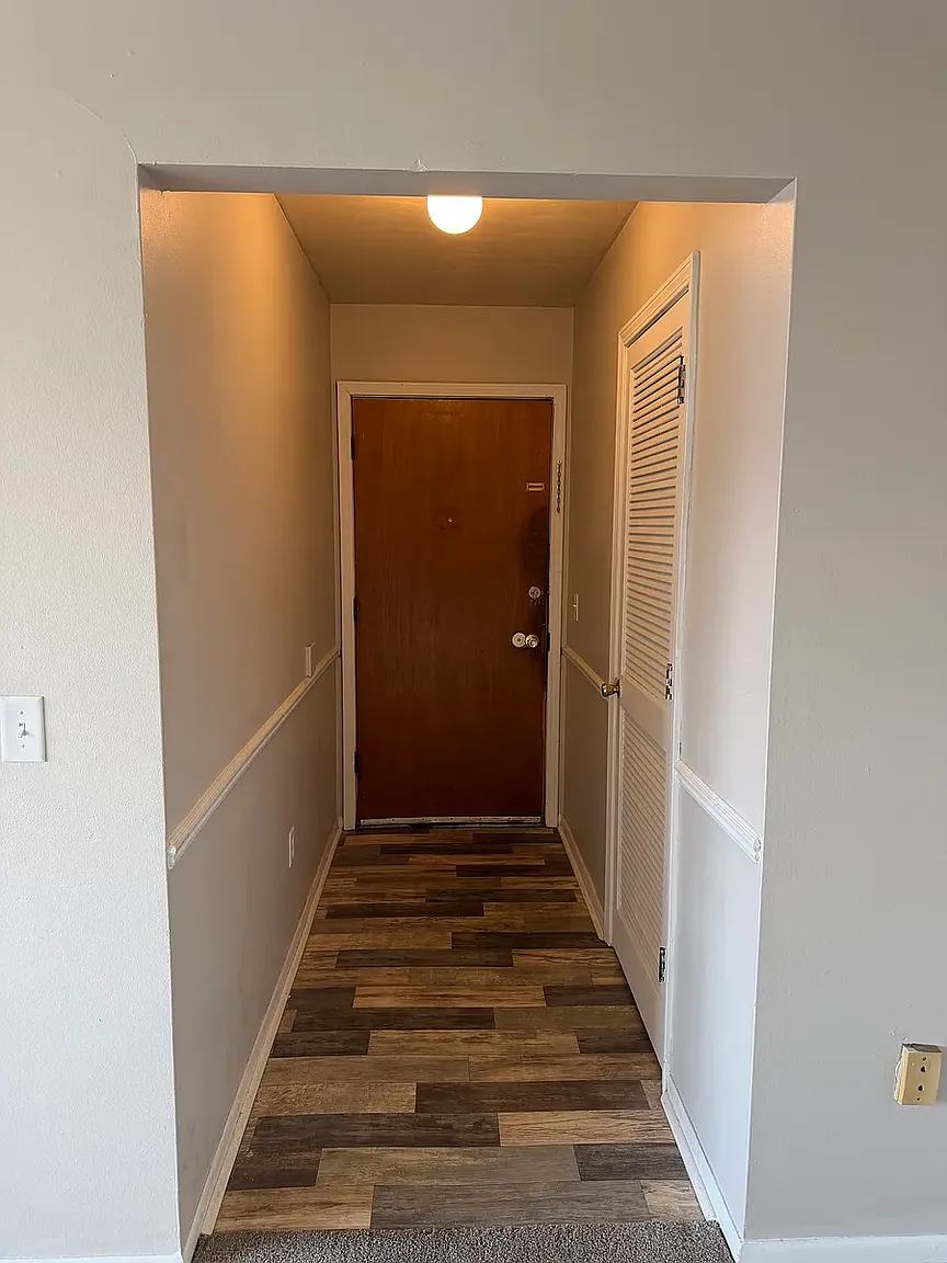 1017 Legrand Dr APT 5 photo 1