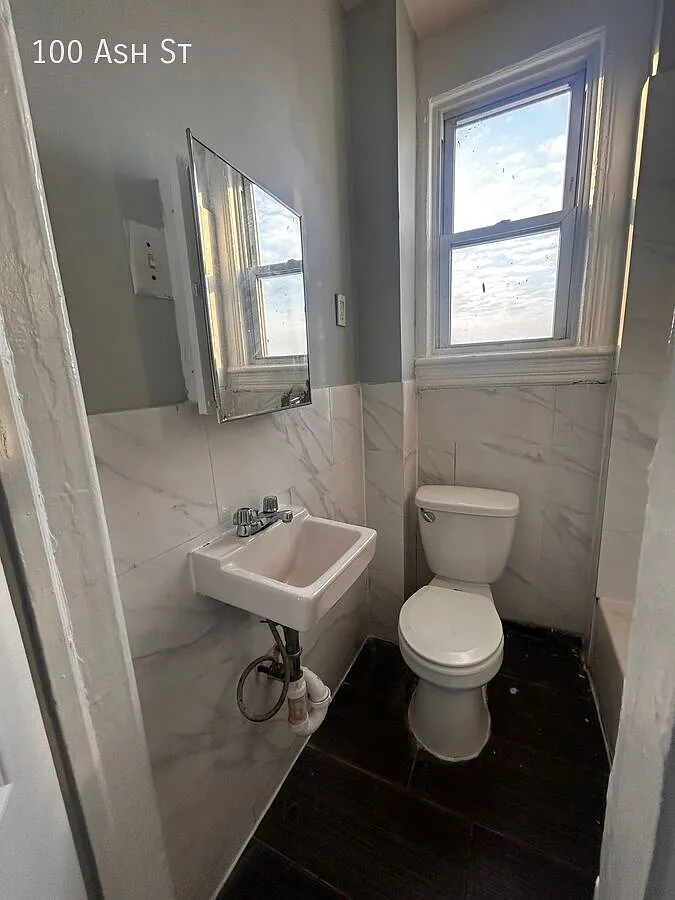 3 bed, $2,700 — Photo 4