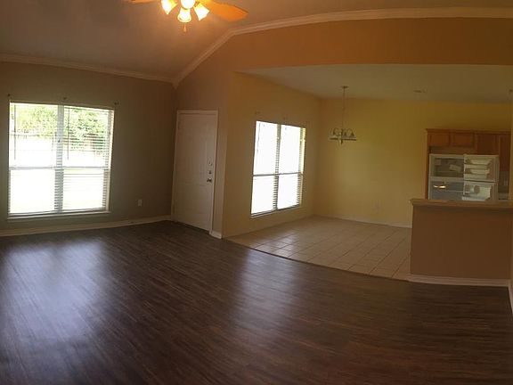 5 Living Room