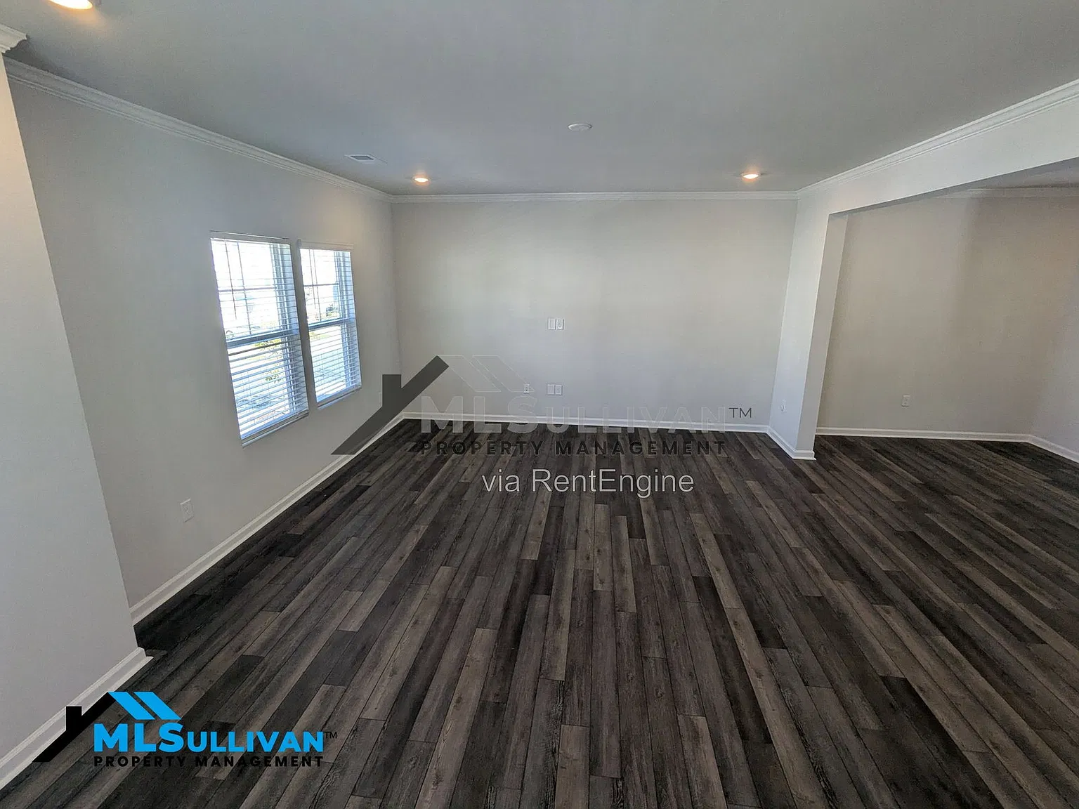 4 bed, 3.5 bath, 2557 sqft, $2,200 — Photo 4
