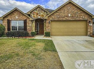 901 Hawk Valley Dr, Little Elm, TX 75068