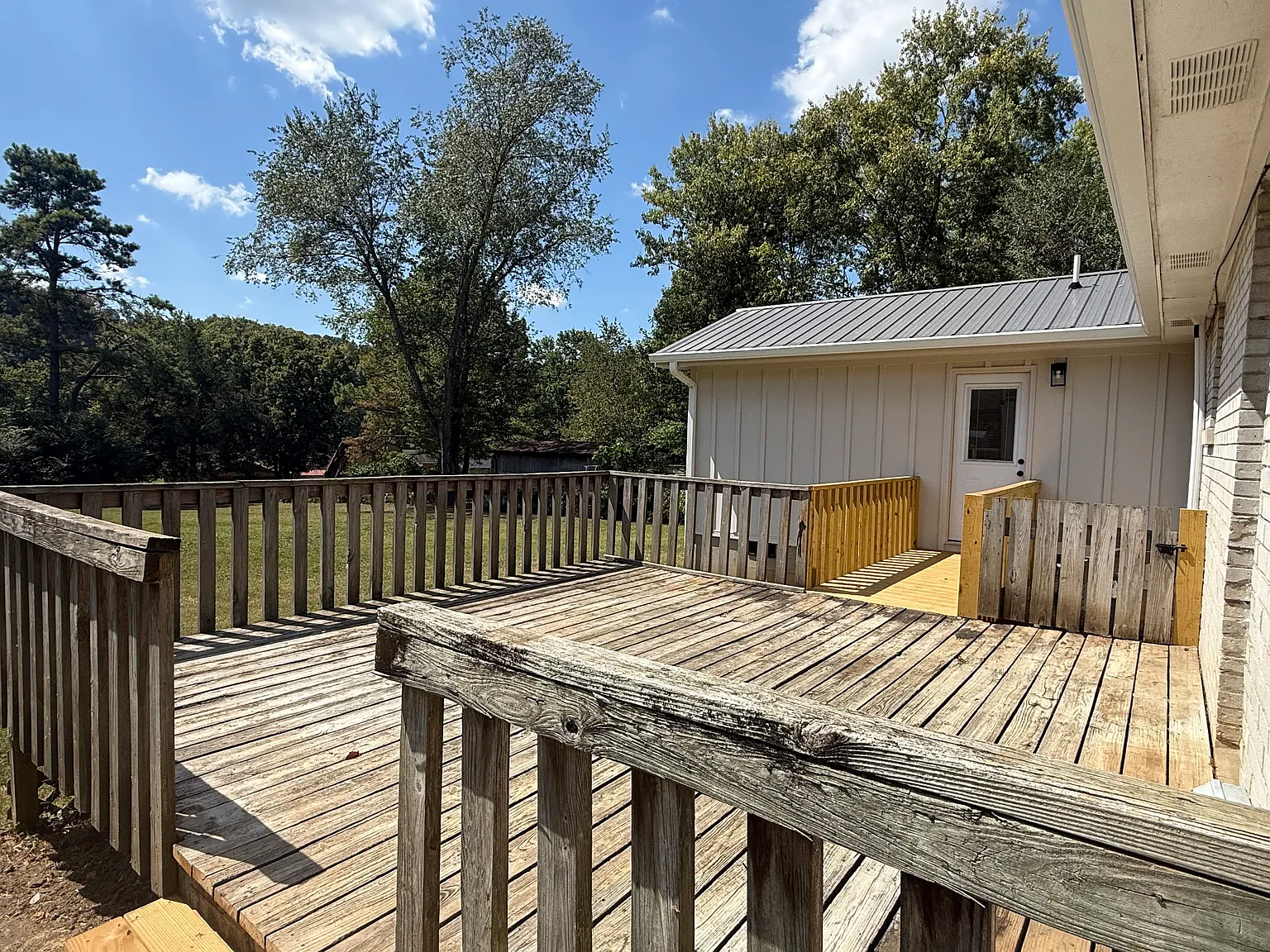 3 bed, 1300 sqft, $2,495 — Photo 4