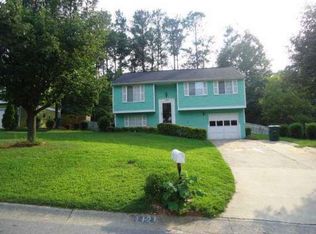 1121 Singleton Valley Cir, Norcross, GA 30093