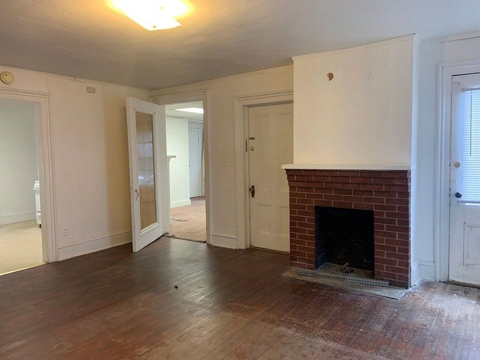 1st image of 97 Oak St #1