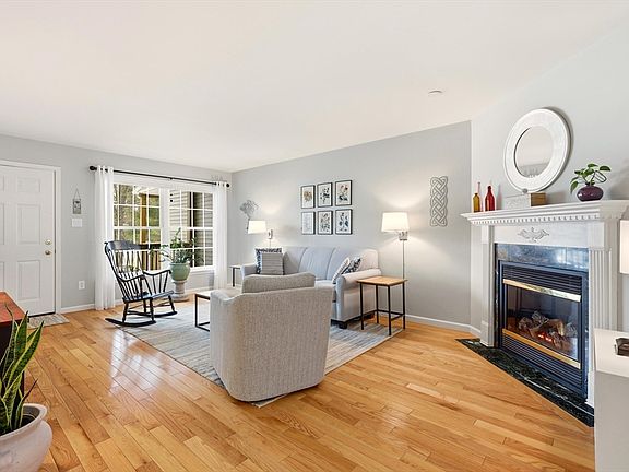 3rd image of 175 Leonard St APT 2