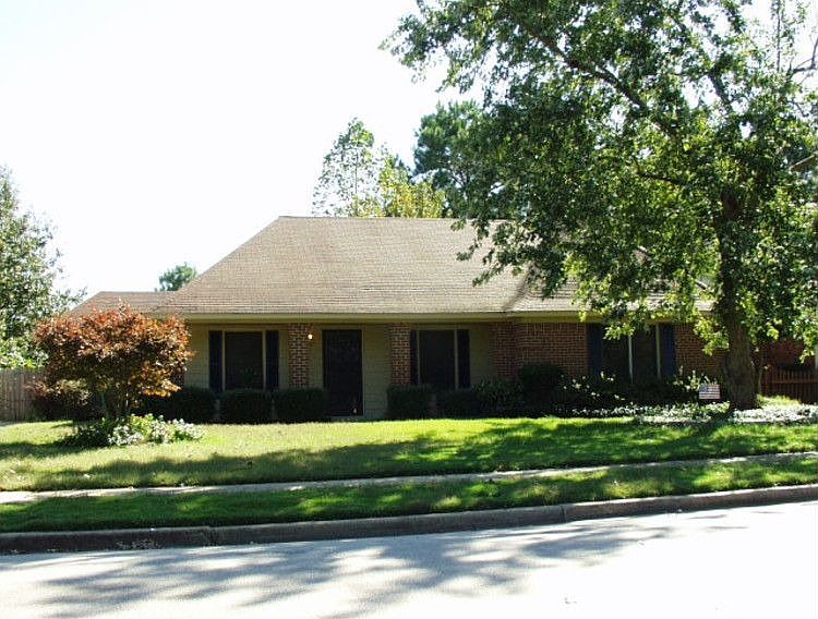 1st image of 4618 Wicklow Dr
