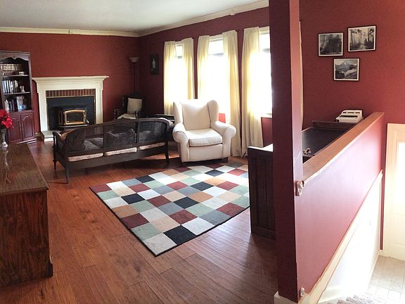 2nd image of 4913 Sweetbell Ct
