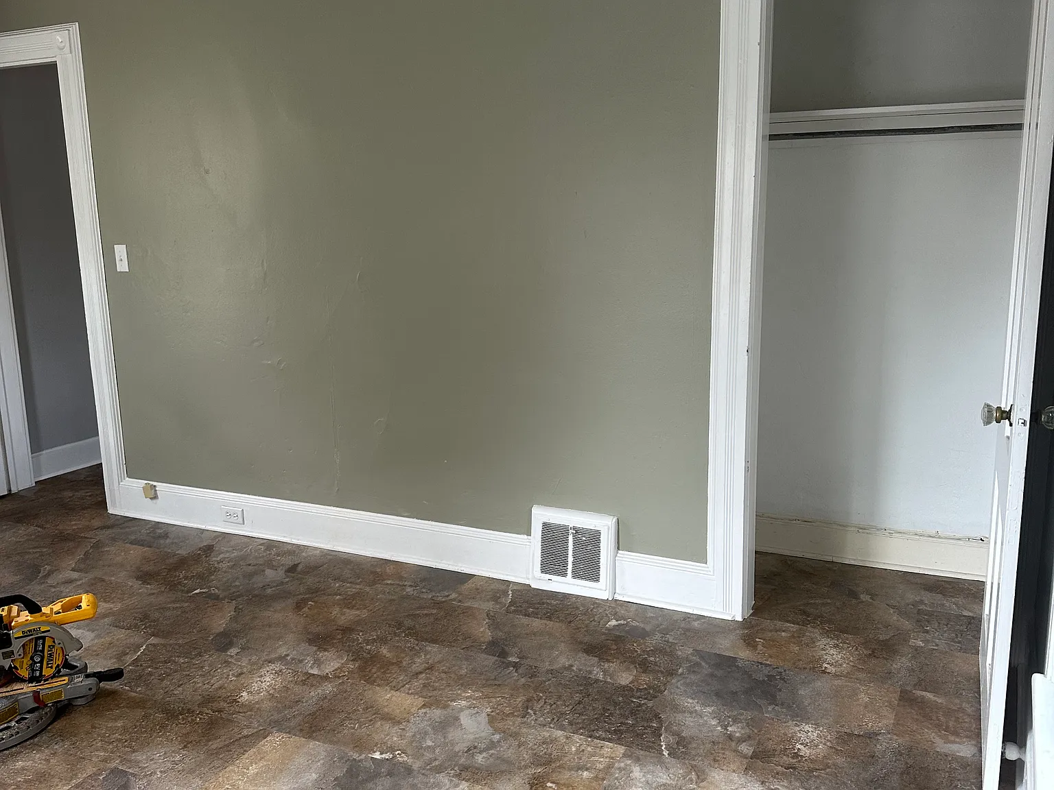 200 S Duane Ave — Photo 2