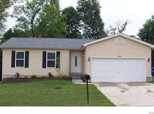 6028 Cross Pointe Dr, Cedar Hill, MO 63016