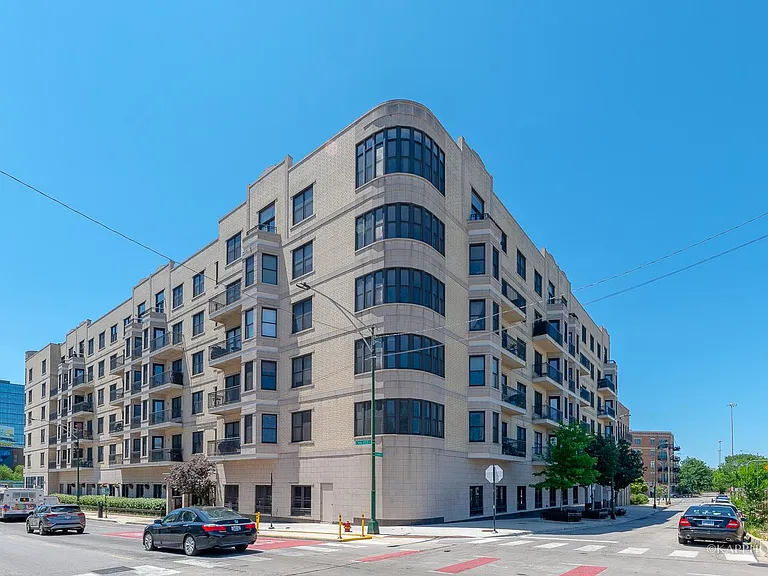 520 N Halsted St #516 — Photo 2