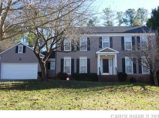 9423 Wood Ridge Dr, Charlotte, NC 28277