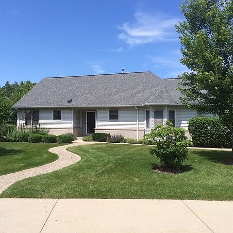 2nd image of 803 Thornwood Dr