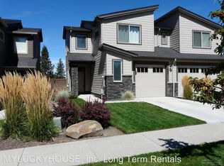 690 NE Vail Ln, Bend, OR 97701