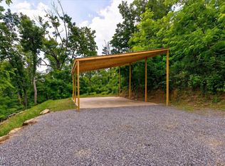 449 Troy Dr, Pigeon Forge, TN 37863