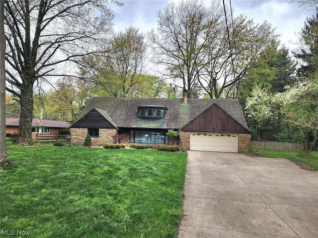 910 Worton Park Dr, Mayfield Village, OH 44143 Zillow