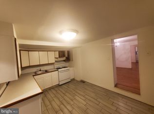 1 Old Ashton Rd, Philadelphia, PA 19152