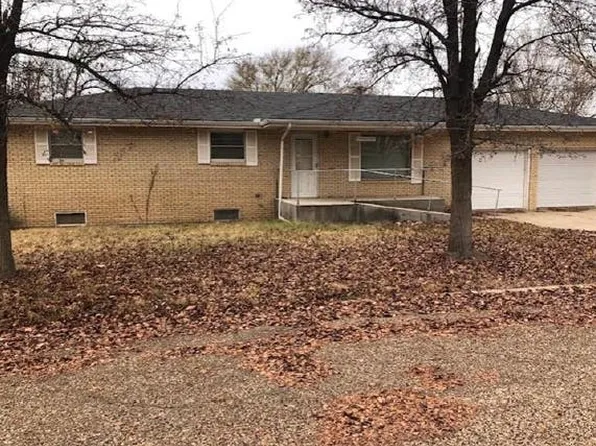 15 Hilltop St, Elkhart, KS 67950