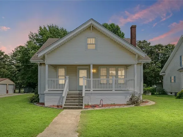 111 N Franklin St, Kansas, IL 61933