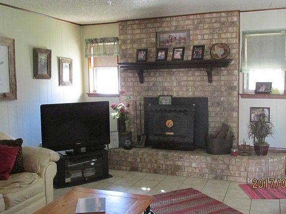 2nd image of 110 Parkview Dr