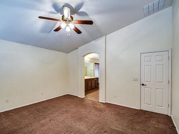 4th image of 733 W Jersey Way