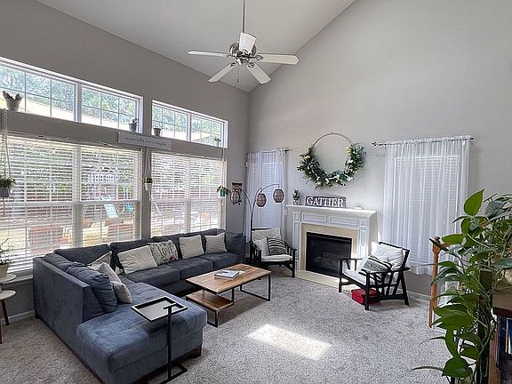3rd image of 15031 Taylor Ridge Ln