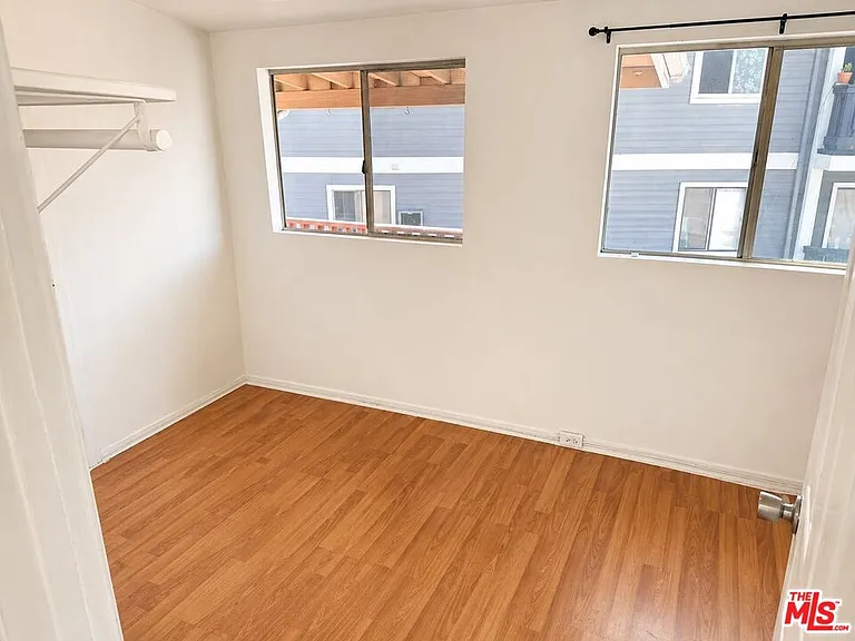 5966 Benner St — Photo 18