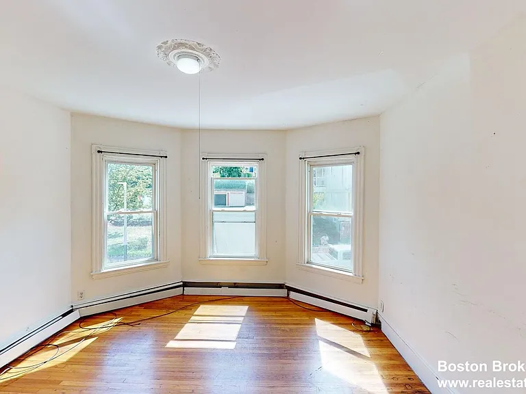 66 Hillside St #2B — Photo 3