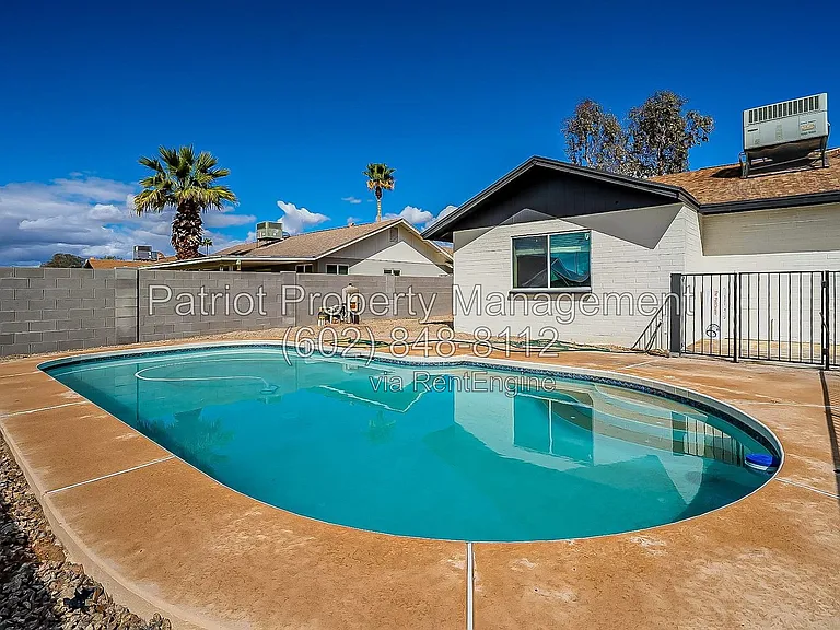 7003 W Sierra St — Photo 34