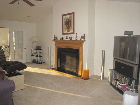 3rd image of 1772 Kingwood Ct