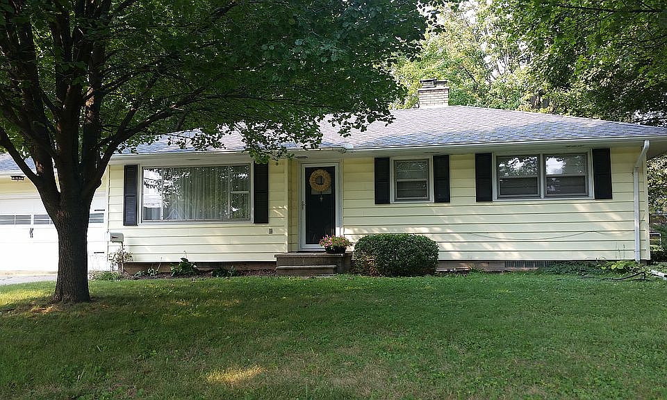 Welcome 755 E. Church St