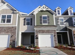 141 Harpers Run Ln, Matthews, NC 28104