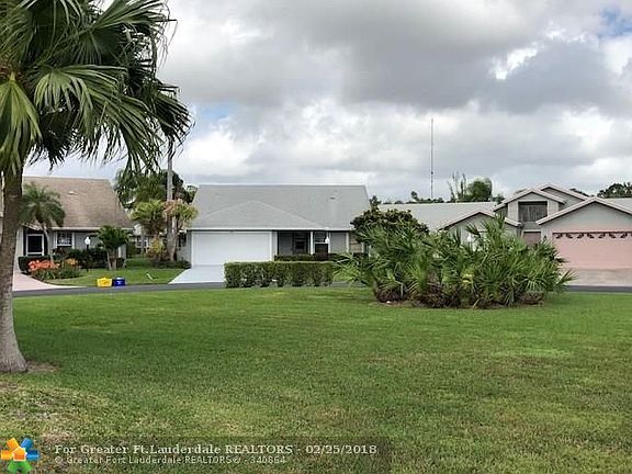 2nd image of 5295 Tiffany Anne Cir