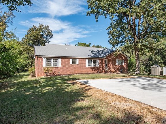 2nd image of 2108 Lavera Dr