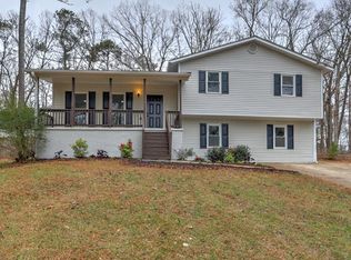 1827 Merry Oak Rd SW, Marietta, GA 30008