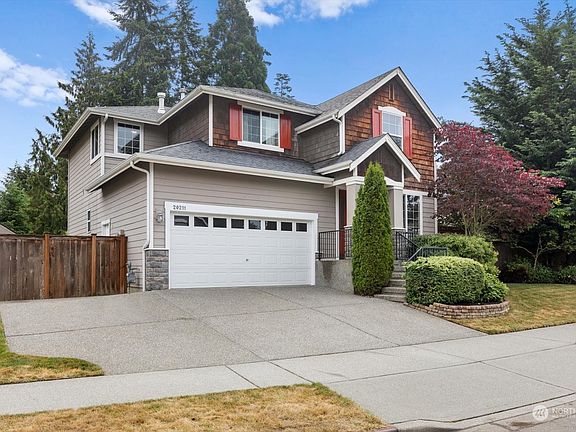 2nd image of 20211 10th Avenue W